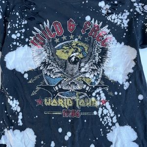 Wild and free 2986 vintage band tee shirt. Y2K